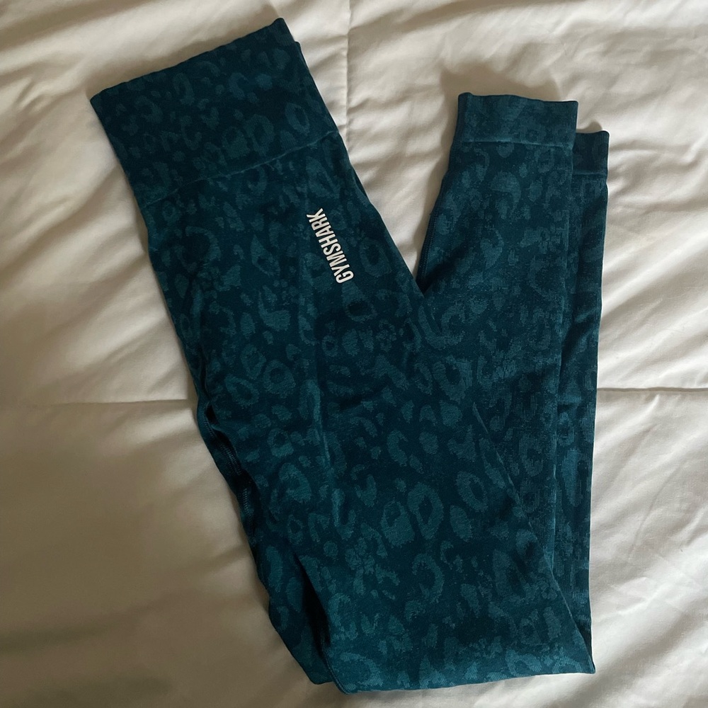 Blue Cheeta print gymshark leggings